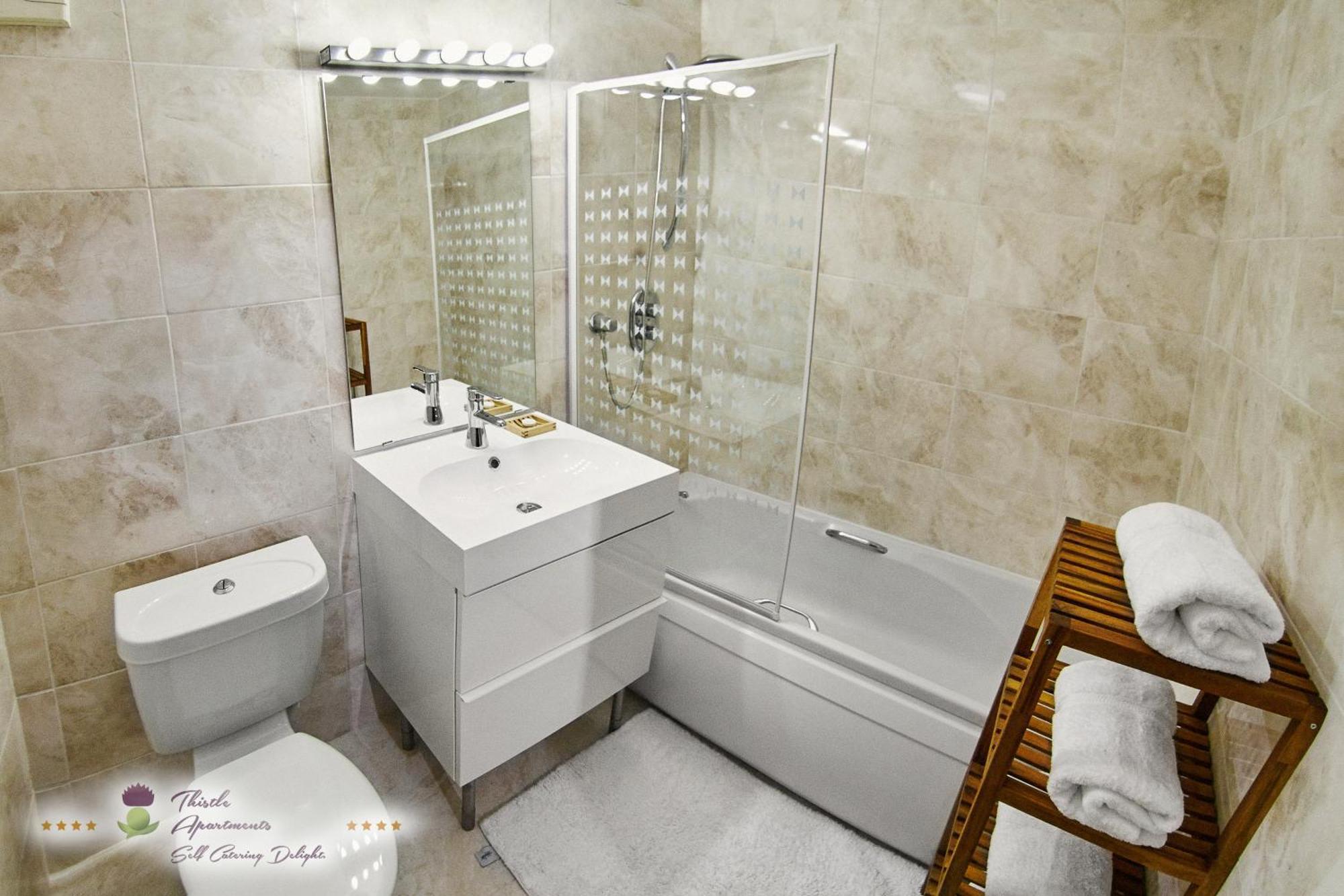 Thistle Apartments - King'S Apartment แอเบอร์ดีน ภายนอก รูปภาพ